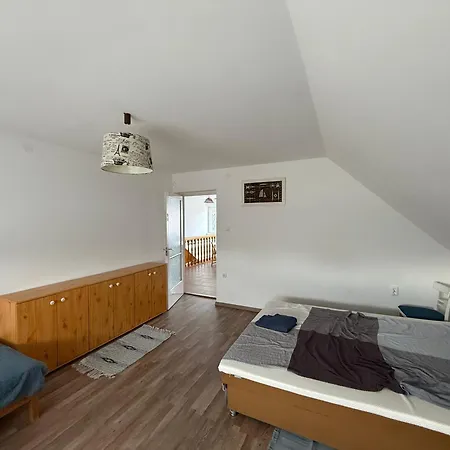 Chill & Pool Retreat Almadi *