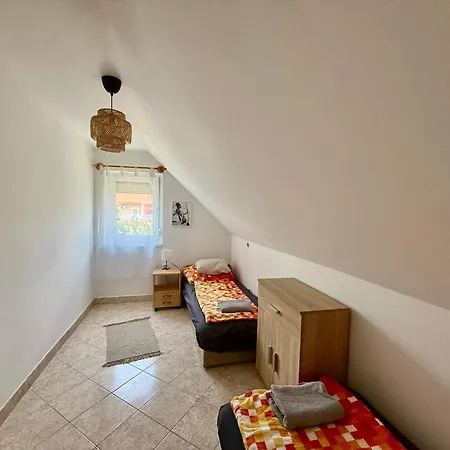 Chill & Pool Retreat Almadi Appartement Balatonalmádi