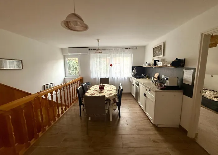 Chill & Pool Retreat Almadi Balatonalmádi